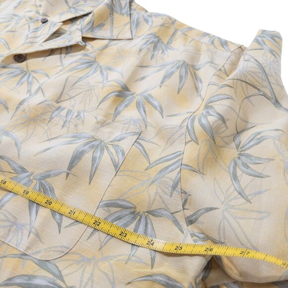 Tommy Bahama Bundle of 3 Silk Short Sleeve Button Down Tops Tropical Hawaiian XL - Picture 7 of 16